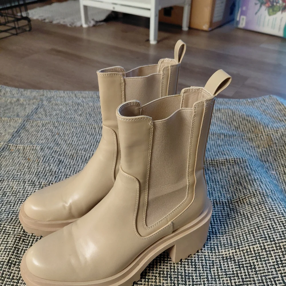 Zara Platform Chunky Mid-Calf Boots 40 Cream/Beige Chelsea Combat Vegan Leather - Picture 2 of 6